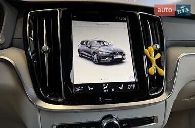 Универсал Volvo V60 2019 в 