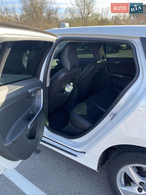 Универсал Volvo V60 2015 в Днепре фото 18 Универсал Volvo V60 2015 в Днепре