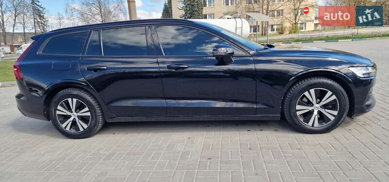 Универсал Volvo V60 2019 в Тернополе