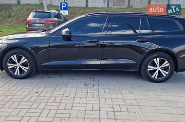 Универсал Volvo V60 2019 в 