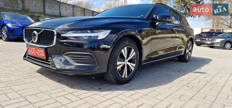 Универсал Volvo V60 2019 в Тернополе