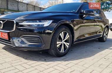 Универсал Volvo V60 2019 в 
