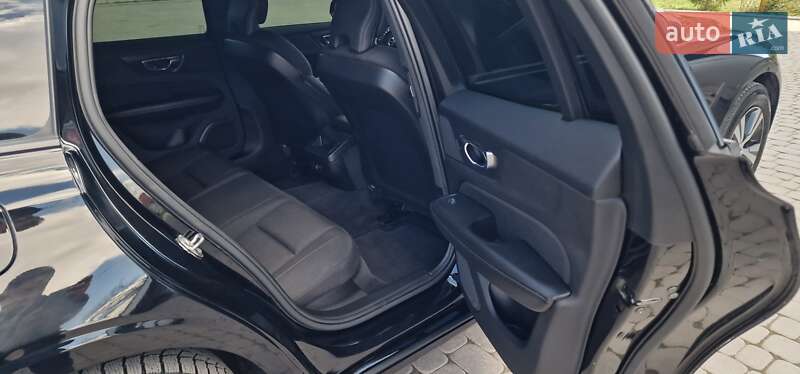 Универсал Volvo V60 2019 в Тернополе