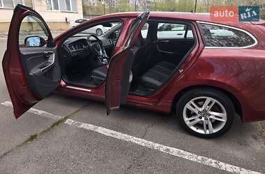 Універсал Volvo V60 2014 в 
