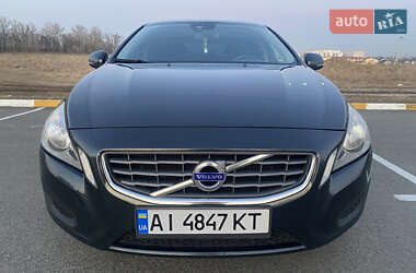 Универсал Volvo V60 2011 в 