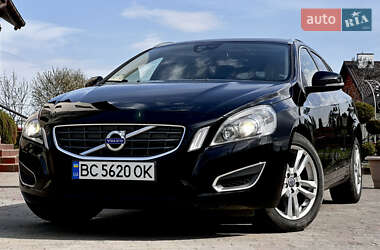 Универсал Volvo V60 2010 в 