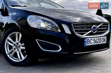 Универсал Volvo V60 2010 в 