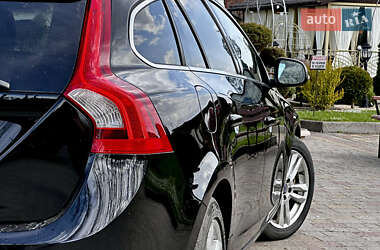 Универсал Volvo V60 2010 в 