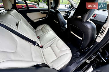 Универсал Volvo V60 2010 в 
