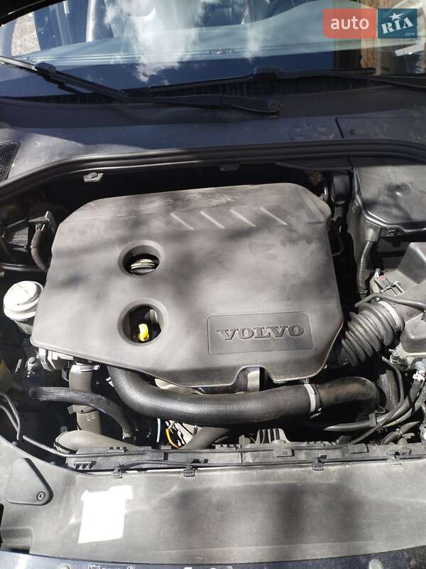 Универсал Volvo V60 2012 в Львове