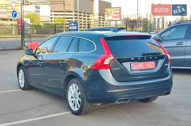 Универсал Volvo V60 2014 в 