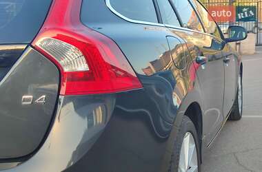 Универсал Volvo V60 2014 в 