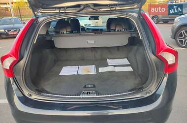 Универсал Volvo V60 2014 в 