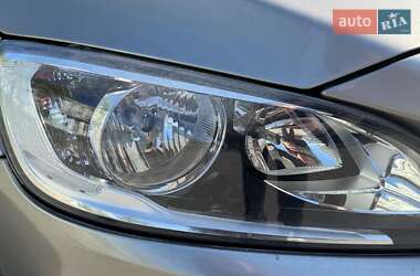Универсал Volvo V60 2015 в 