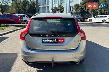 Универсал Volvo V60 2015 в 