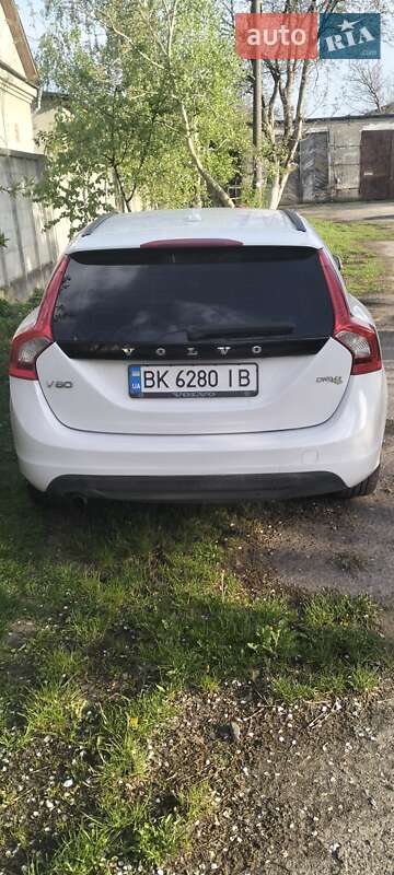 Volvo V60 2011