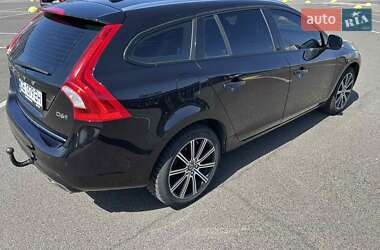 Универсал Volvo V60 2016 в 