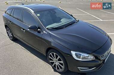 Универсал Volvo V60 2016 в 