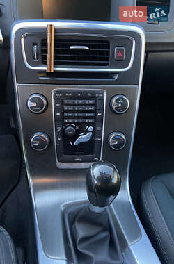 Універсал Volvo V60 2011 в 