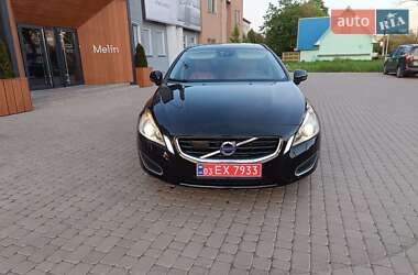 Універсал Volvo V60 2013 в 