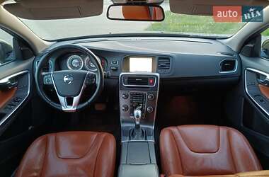 Універсал Volvo V60 2013 в 