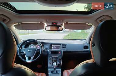 Універсал Volvo V60 2013 в 