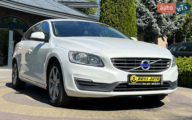 Универсал Volvo V60 2016 в 