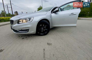 Универсал Volvo V60 2016 в 