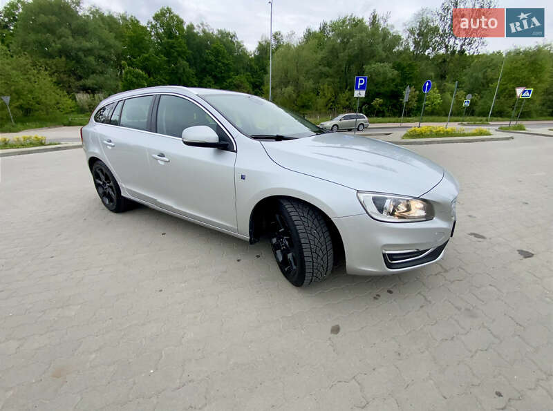 Универсал Volvo V60 2016 в Львове фото 11 Универсал Volvo V60 2016 в Львове