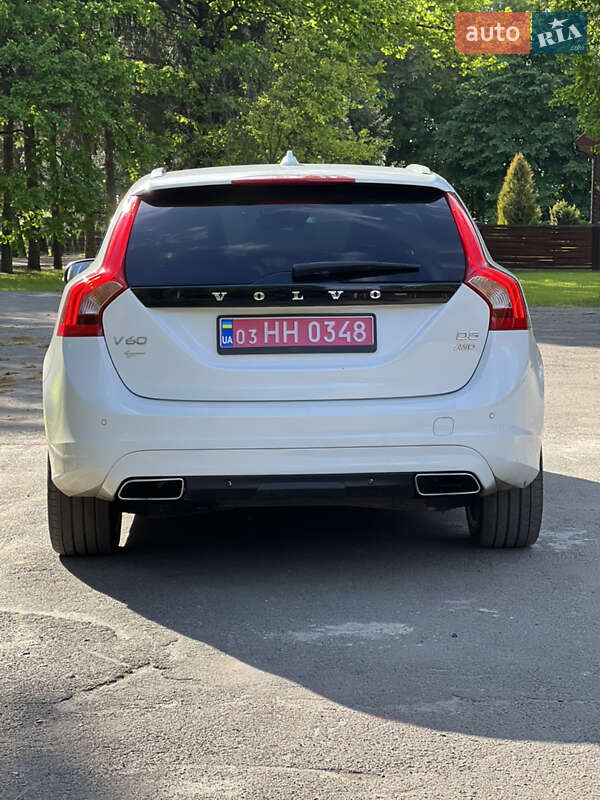 Універсал Volvo V60 2015 в Луцьку