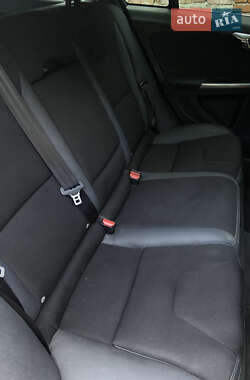 Універсал Volvo V60 2011 в 