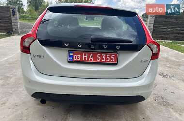 Универсал Volvo V60 2011 в 