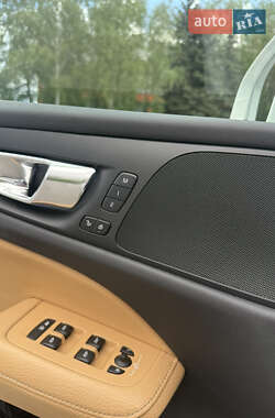 Универсал Volvo V60 2019 в 