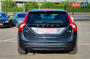 Универсал Volvo V60 2011 в 