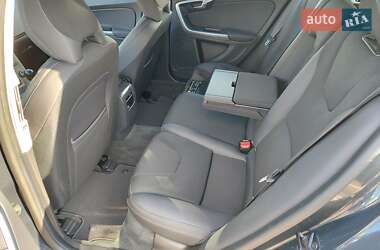 Универсал Volvo V60 2011 в 