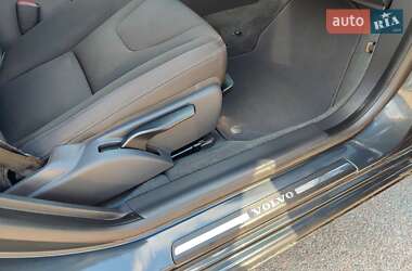 Универсал Volvo V60 2011 в 