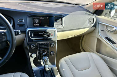 Універсал Volvo V60 2014 в 