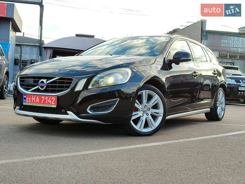 Универсал Volvo V60 2011 в Киеве