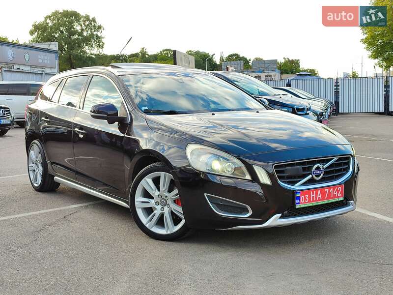Универсал Volvo V60 2011 в Киеве