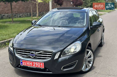 Универсал Volvo V60 2012 в 