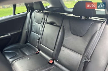 Универсал Volvo V60 2012 в 