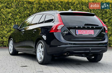 Универсал Volvo V60 2013 в 