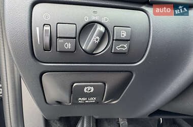 Универсал Volvo V60 2013 в 