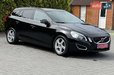Универсал Volvo V60 2013 в 