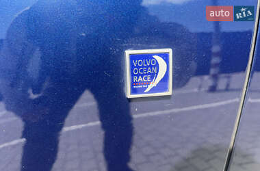 Универсал Volvo V60 2015 в 