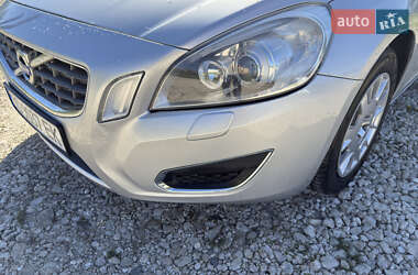 Універсал Volvo V60 2011 в 