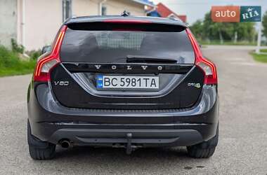Универсал Volvo V60 2011 в 