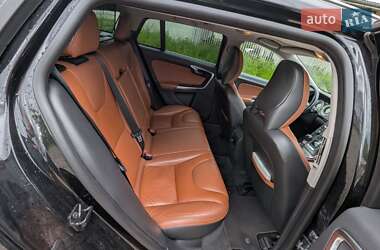 Универсал Volvo V60 2011 в 