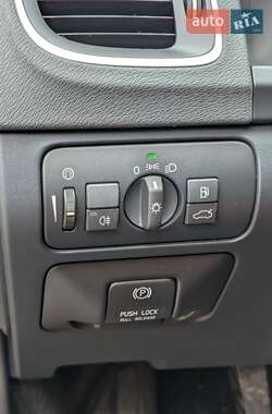 Универсал Volvo V60 2011 в 