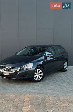 Універсал Volvo V60 2011 в 